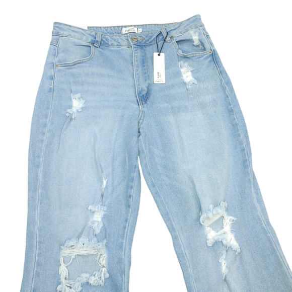 Rue 21 Flare Blue Denim Jeans Size 11 NWT - Picture 2 of 9